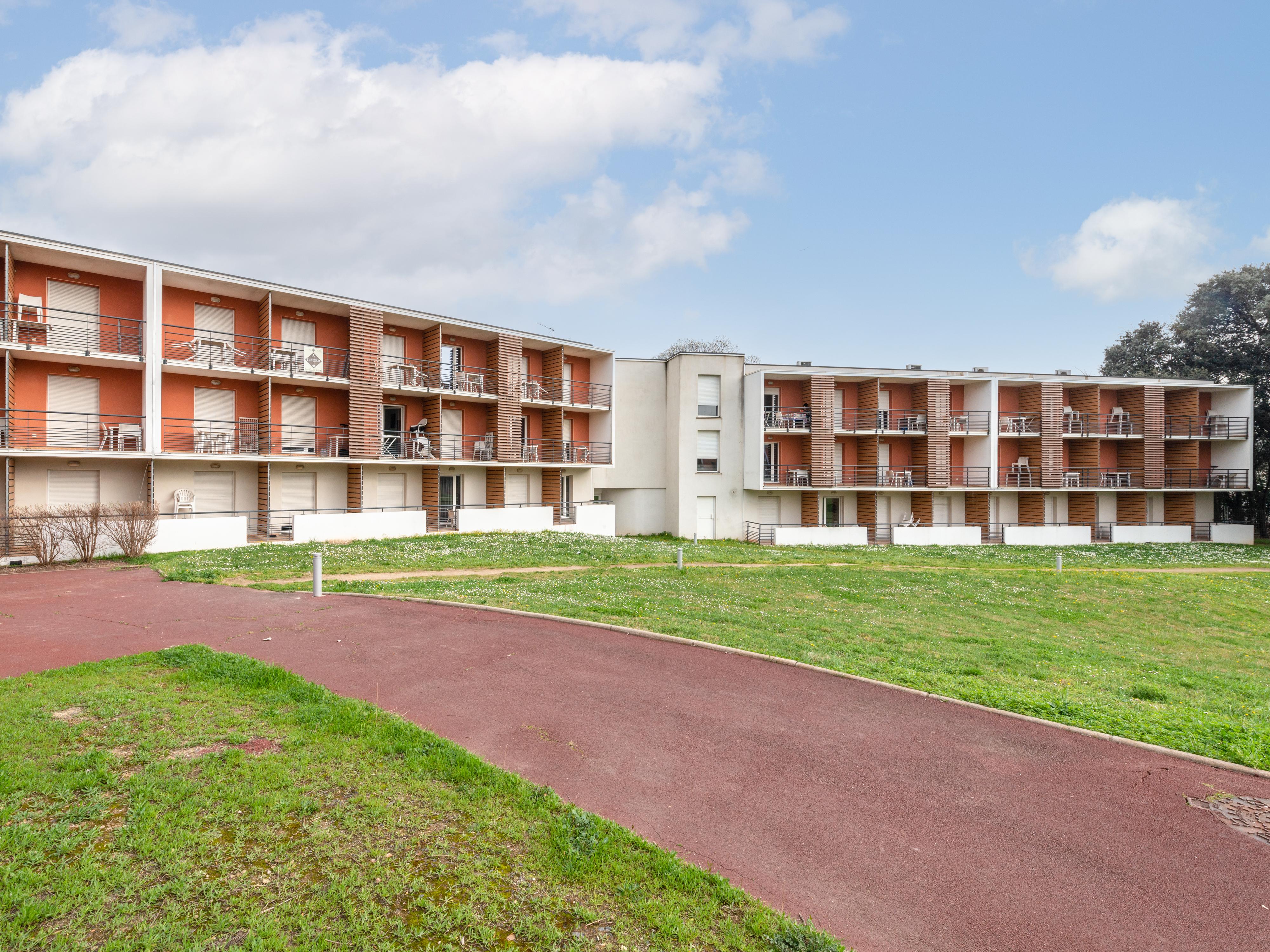 Aparthotel Vacancéole - Le Fonserane - Béziers Sud Extérieur photo