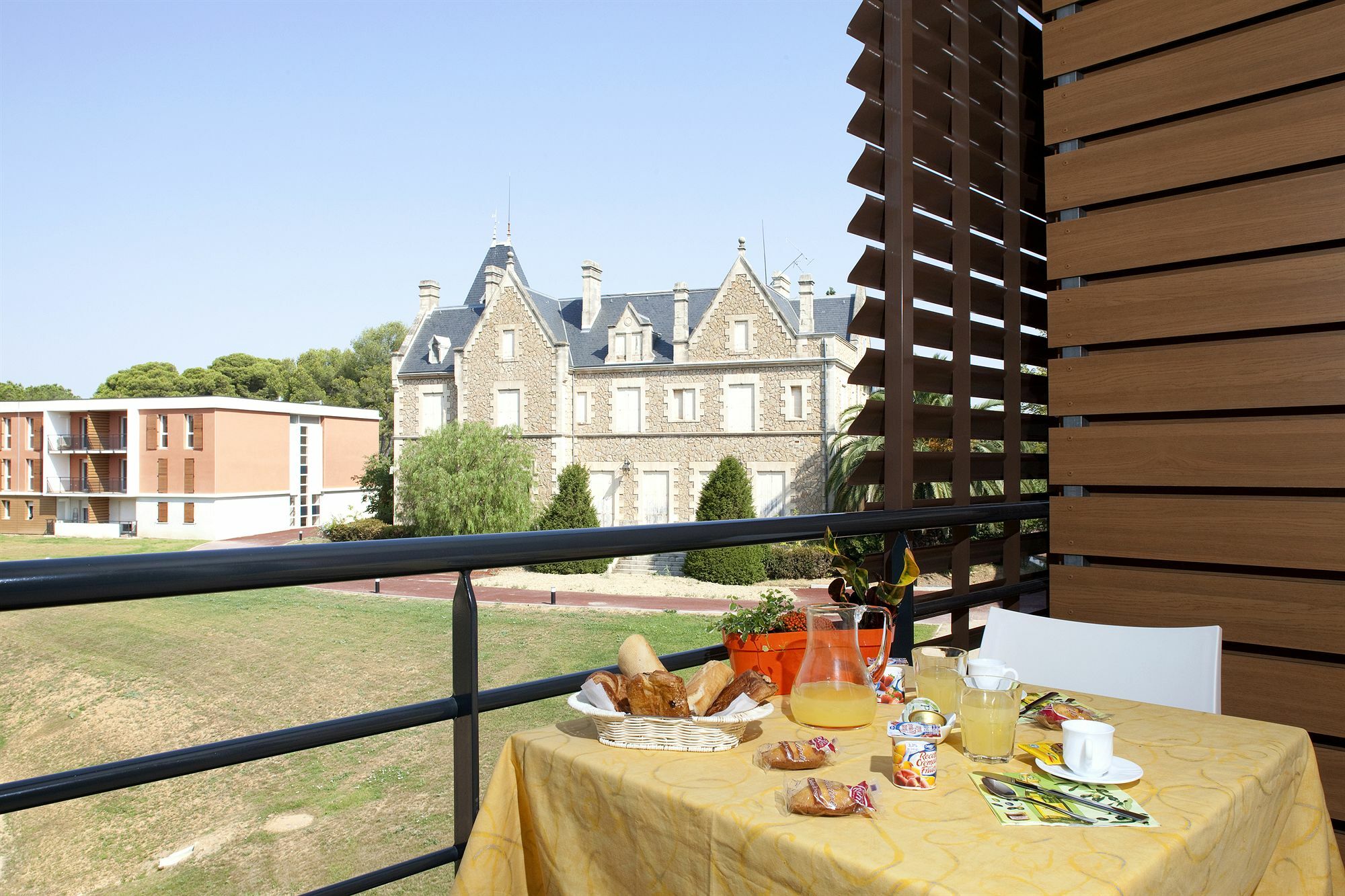 Aparthotel Vacancéole - Le Fonserane - Béziers Sud Extérieur photo